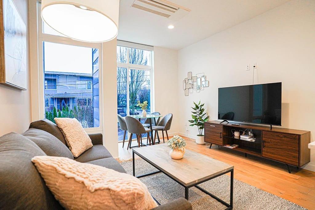 Modern Home, Rooftop View, 3 Block Beacon Station Seattle Eksteriør bilde